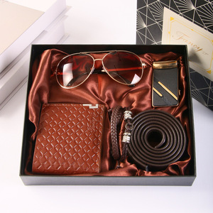 Set de Regalo Ejecutivo para Hombre: Cinturón, Cartera, Gafas de Sol, Pulsera, en Caja de Regalo Exquisita, para San Valentín o Día del Padre - Product Image 1