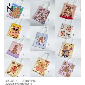 Borsa in tela Capibara 32x36cm con design animale simpatico - Product Image 1