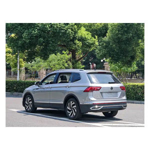 El motor turboalimentado Volkswagen <span class=keywords><strong>Tiguan</strong></span> L <span class=keywords><strong>2022</strong></span> 2,0 T <span class=keywords><strong>de</strong></span> bajo <span class=keywords><strong>precio</strong></span> abre el techo solar panorámico y es un SUV <span class=keywords><strong>de</strong></span> alto valor - Product Image 3