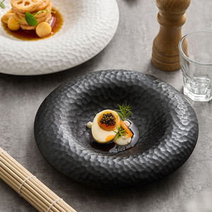 Commercio all'ingrosso nordico elegante cucina nera insalata di piatti set stoviglie in ceramica piatti profondi e piatti - Product Image 1