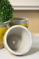 Pot de fleurs en porcelaine moderne peint à la main avec motif de fleurs jaunes, drainage écologique, pour une utilisation intérieure/extérieure et la plantation