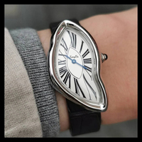 Montre à quartz pour femme en gros avec bracelet en cuir vintage, cadran à chiffres romains, design de boîtier asymétrique unique, vente en gros OEM