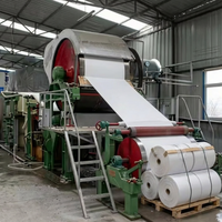 Mini machine à fabriquer du papier toilette de 787 mm pour une ligne de production de papier hygiénique à petite échelle de 1 à 2 TPD