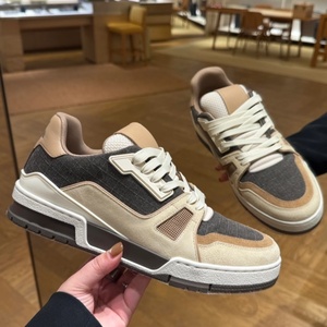 Chaussures de sport décontractées tendance pour hommes, de haute qualité, avec motifs color-block, respirantes et confortables, à semelle plate - Product Image 1