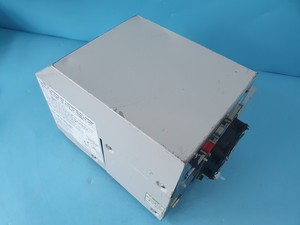 Monitor de Soluciones Químicas HORIBA STEC Serie CS-100 CS-137C-2521-2823 Usado - Product Image 4