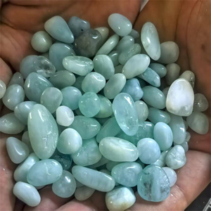 Nuevas llegadas 12-15mm cristales gravas piedras curativas a granel Natur Cielo Azul <span class=keywords><strong>Aguamarina</strong></span> Chip de <span class=keywords><strong>cristal</strong></span> para Decoración - Product Image 3