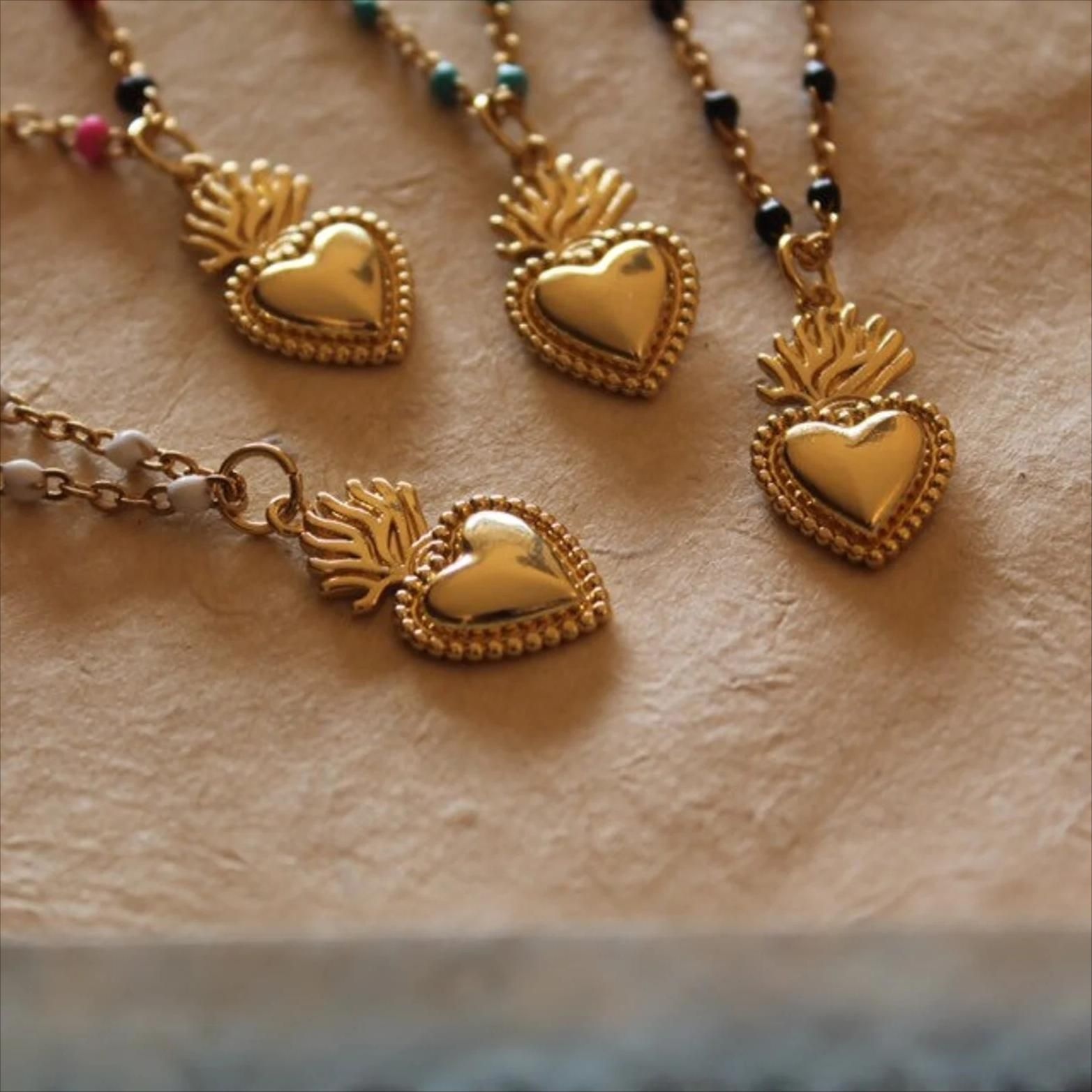 necklace sacred heart