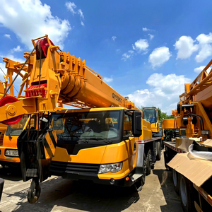 Grue sur camion XCMG QY55KC de 55 tonnes à flèche télescopique pour la construction de structures en acier - Product Image 1