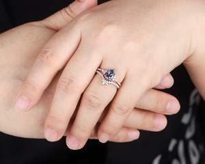 Bague de Fiançailles Classique en Alexandrite Taille Poire, Or Rose, Argent 925, Sertissage à Griffes, Certifiée, Ensemble Nuptial, Anniversaire - Product Image 5