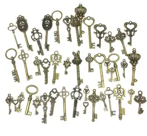 Vintage Key Charms Christmas Party Hanging Pendants Decor DIY Jewelry Making Wedding Party Favors Silver Bronze Silver