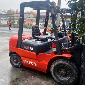 CE EAC SASO Certified New High Quality Heli25 MINI Forklifts 3 Ton Diesel Engine 4X4 2-Year Warranty Industrial Use Boost - Product Image 2