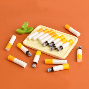 Breloques en résine en forme de cigarettes simulées pour la fabrication de bijoux DIY et la décoration de paysages miniatures - Product Image 1