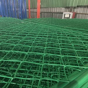 Hot bán thép mạ kẽm lĩnh vực thể thao hàng rào Net bóng rổ Tòa Án bóng đá lĩnh vực Chuỗi liên kết hàng rào sân vận động <span class=keywords><strong>Cyclone</strong></span> dây hàng rào - Product Image 6