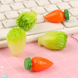 Mini bricolage nature légumes fruits lueur dans mixte conçu résine artisanat porte-clés résine accessoires résine breloques pour la décoration - Product Image 2