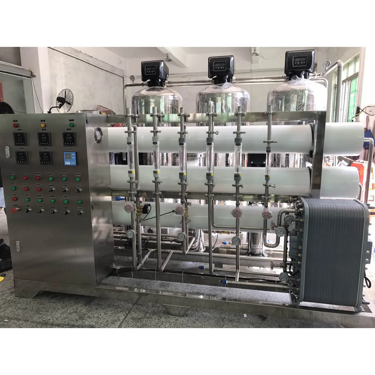 Impianto per il trattamento delle acque permeato filtro per la pulizia del sistema di membrana uv a osmosi inversa rubinetto macchina depuratore d'acqua
