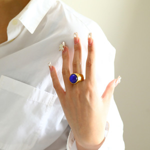 Bague de mariage anti-ternissement en acier inoxydable plaqué or 18 carats avec pierre œil de chat colorée et étanche, par Zhongzhe Fashion - Product Image 2