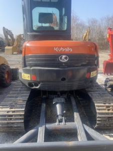 Gebruikt Japanse Kubota U55 graafmachine met grijper Kubota U55-5 U55-4 KX1057 KX163 graafmachine met rubberen pads tegen een voordelige prijs - Product Image 2