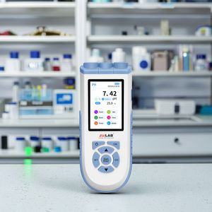 جهاز قياس الرقم الهيدروجيني المحمول مع حماية من الماء والغبار بمعيار IP57 وتسجيل بيانات لـ 3000 مجموعة للاختبارات الميدانية والتعليم - Product Image 4