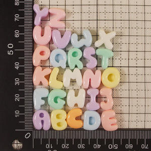 Letras de Resina, Números Coloridos Transparentes, Dibujos Animados Lindos, Decoración DIY para Fundas de Teléfono y Pinzas para el Cabello - Product Image 3