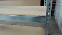 Étagère de stockage sans boulon en acier avec faisceau en z pour s'adapter aux étagères en bois de l'entrepôt par surface galvanisée