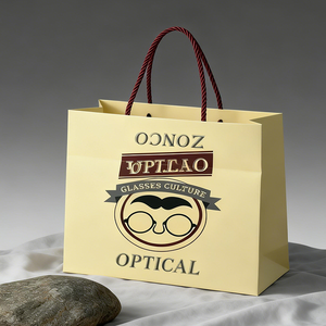 <span class=keywords><strong>Bolsas</strong></span> de Papel Color Crema con Logotipo Personalizado y Asas de Cuerda, <span class=keywords><strong>Bolsas</strong></span> de Papel para Empaque al por Mayor, <span class=keywords><strong>Bolsas</strong></span> de Papel Ecológicas para Mercancías - Product Image 4