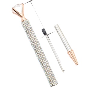 Elegante Bolígrafo de Metal con Cristal de Diamante, Regalo Promocional Perfecto para Estudiantes y Profesionales - Product Image 4