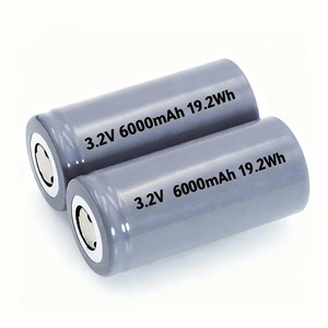 Bateria de Veículo Elétrico 32650/32700 LFP 3.2V 6000mAh para Armazenamento de Energia em Lâmpadas Solares de Rua 32650/32700 LFP Cilíndrica de Íon de Lítio - Product Image 2