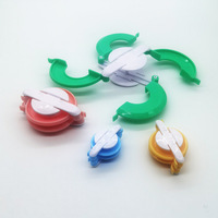 Ensemble de 4 outils pour faire des pompons en laine, nouveaux outils artisanaux pour la fabrication de boules en peluche en fil DIY