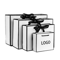 Sacs en papier personnalisés avec votre propre logo, sac cadeau en kraft imprimé avec poignée, emballage en papier écologique pour les achats de cosmétiques
