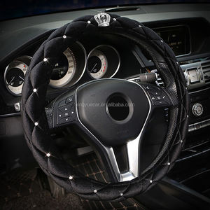 Invierno corona de diamantes oro encantador de <span class=keywords><strong>terciopelo</strong></span> de piel de la cubierta del <span class=keywords><strong>volante</strong></span> del coche para las mujeres - Product Image 3