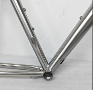 โครงจักรยานไทเทเนียมคลาสสิกของจีนสำหรับใช้บนถนน - Product Image 2