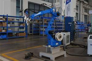 Robot industriel à 6 axes, machine de soudage au laser à fibre, automatique, haute puissance, YASKAWA YR-1-06VXH25-A11, refroidissement par eau - Product Image 5
