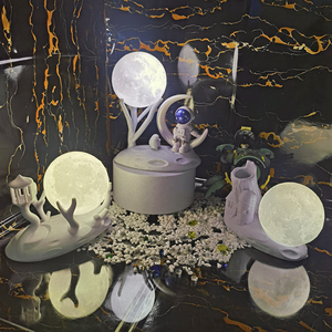 Lampada da astronauta luce notturna carina luna <span class=keywords><strong>Action</strong></span> <span class=keywords><strong>Figure</strong></span> <span class=keywords><strong>Light</strong></span> lampada da comodino ricaricabile per bambini - Product Image 3