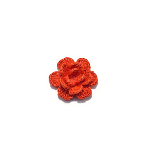 Appliques florales multicouches en raphia crocheté à la main pour la décoration de vêtements et sacs DIY - Product Image 4