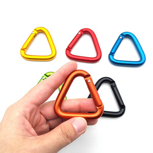 <span class=keywords><strong>Mousqueton</strong></span> personnalisé en alliage d'aluminium avec logo laser, <span class=keywords><strong>mousqueton</strong></span> à ressort pour accessoires de sport de plein air, <span class=keywords><strong>mousqueton</strong></span> publicitaire à <span class=keywords><strong>anneau</strong></span> à ressort - Product Image 4
