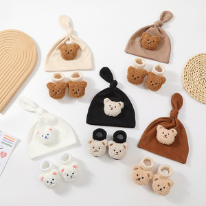 <span class=keywords><strong>Set</strong></span> Topi dan Kaus Kaki Bayi Kartun 3D Grosir Katun Bayi Baru Lahir Perempuan Laki-laki Kaus Kaki Lucu <span class=keywords><strong>Set</strong></span> Topi dan Kaus Kaki Bayi - Product Image 2