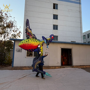 Marionnette <span class=keywords><strong>d</strong></span>'animal Mantis gonflable réaliste pour accessoire de fête à thème effrayant - Product Image 5