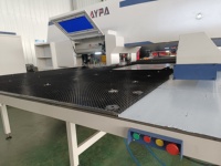 Prensa Punzonadora CNC de Alta Eficiencia para Fabricación de Chapas Metálicas