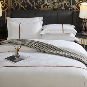 Juego de edredón de algodón con estampado Floral suave tamaño King de alta calidad personalizado al por mayor de fábrica incluye sábana ajustable para Hotel - Product Image 2