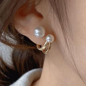 Korean Earring Claw Ear <b>Hook</b> <b>Clip</b> Earrings for Women 2 Big Pearl Gold Color Ear Earrings Fashion Jewelry Gift - Product Image 1