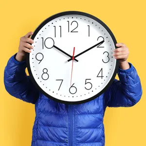 De gros numérique montre horloge-Horloge murale à quartz simple et silencieuse, 12 pouces, décorative, en plastique, simple, promotion, livraison gratuite