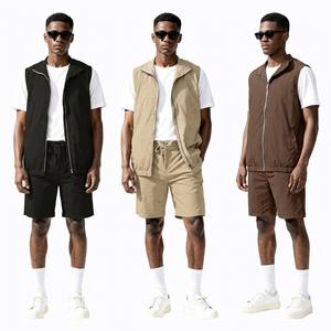 Ensemble 2 pièces prêt à expédier : Gilet léger zippé et short – Tenue d'<span class=keywords><strong>été</strong></span> technique pour <span class=keywords><strong>homme</strong></span> - Product Image 1