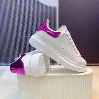 2026 En gros Baskets de créateur en cuir pour femmes, marques célèbres, unisexe, MC Hommes, de luxe, pour la course, en tissu de coton, personnalisées, blanches