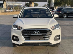 Hyundai Ix35 d'occasion 2019 2.0L Automatique 2 roues motrices SUV <span class=keywords><strong>Voiture</strong></span> d'occasion pour l'exportation - Product Image 2