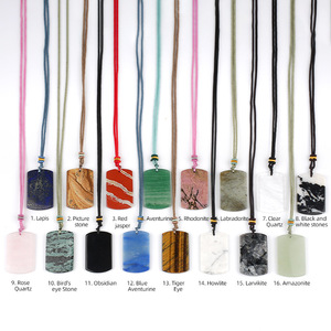 Collar con Colgante Rectangular de Jade Natural, Tendencia 2026, Estilo Chino, con Cuentas de Piedras Coloridas - Product Image 1