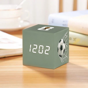 <span class=keywords><strong>Reloj</strong></span> Despertador <span class=keywords><strong>Digital</strong></span> Inteligente para Decoración <span class=keywords><strong>de</strong></span> Dormitorio, Mini Cubo <span class=keywords><strong>de</strong></span> Madera para Mesita <span class=keywords><strong>de</strong></span> Noche, Regalo Corporativo, Zona <span class=keywords><strong>de</strong></span> Aficionados al Fútbol, Mesa <span class=keywords><strong>de</strong></span> Fútbol - Product Image 1