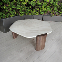 Table basse en travertin beige naturel de style moderne, mobilier d'extérieur pour hôtels, villas, parcs