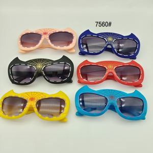 แว่นตาสไปเดอร์แมนสำหรับเด็กบุคลิก2024แบบไม่สม่ำเสมอแว่นตากันแดดสำหรับเด็กผู้ชายและเด็กผู้หญิง - Product Image 1