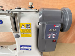 Machine à coudre automatique à aiguille simple Raynian-8B pour cuir - Machine à coudre adaptée à la confection de sacs - Product Image 3