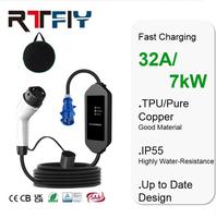 Nouvelle conception de chargeur portable pour véhicules électriques AC 32A 7kW, charge rapide avec prise CEE, utilisation à domicile et en extérieur, IP55 en cas de forte pluie